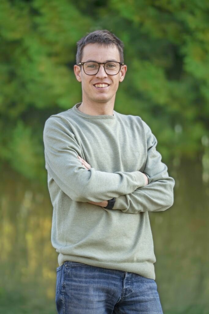 Bernat Azcona